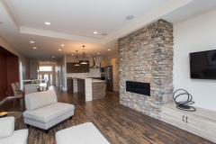 Dakota-Brown-Canyon-Ledge